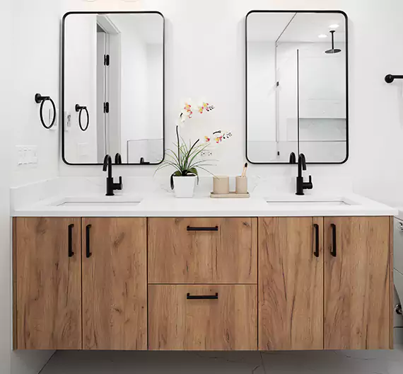 Why Choose Oakwood Custom Bathrooms for Quality Bathroom Cabinet Remodel Services in Claypool, AZ?